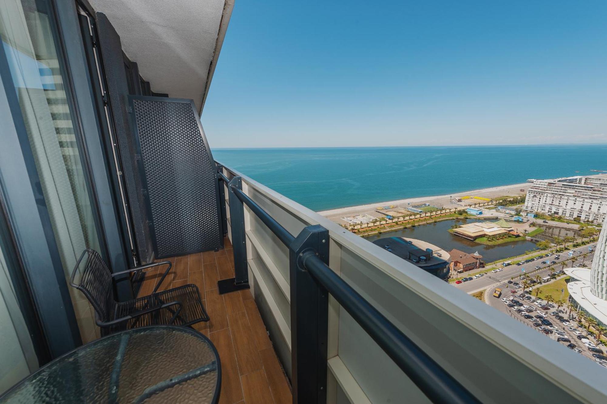 Black Sea Luxury Towers Batumi Exterior foto